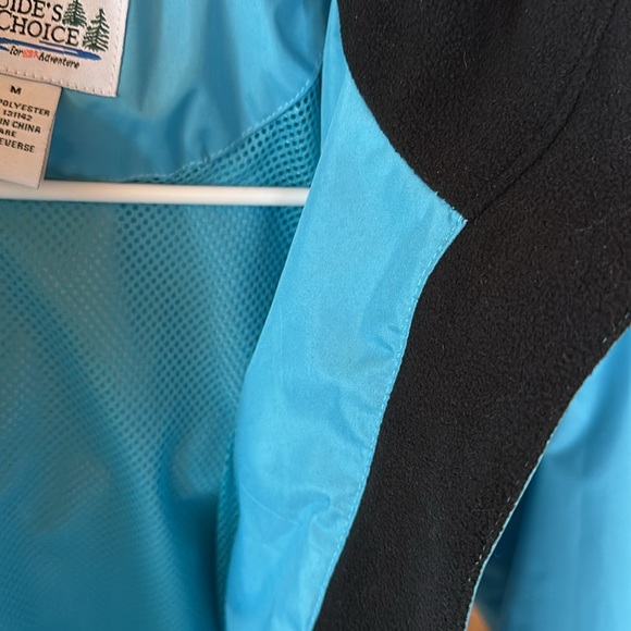 Waterproof jacket - Picture 3 of 3